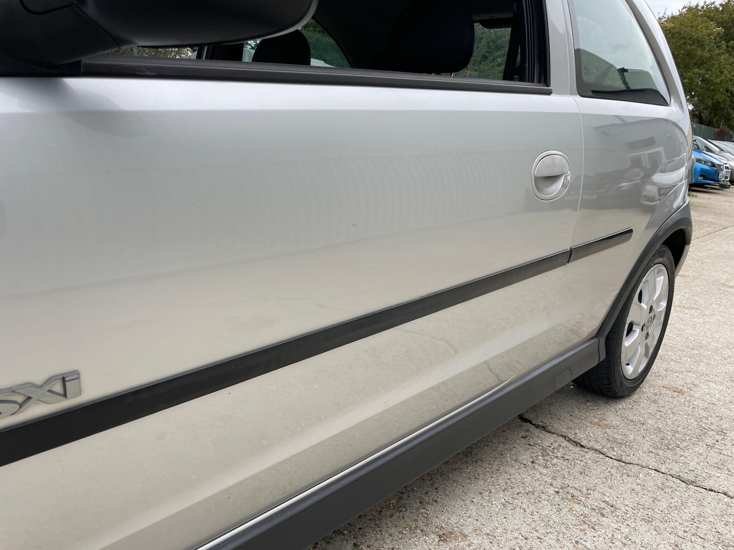 Used Vauxhall Corsa 2003 for sale - 76647640: Photo 36