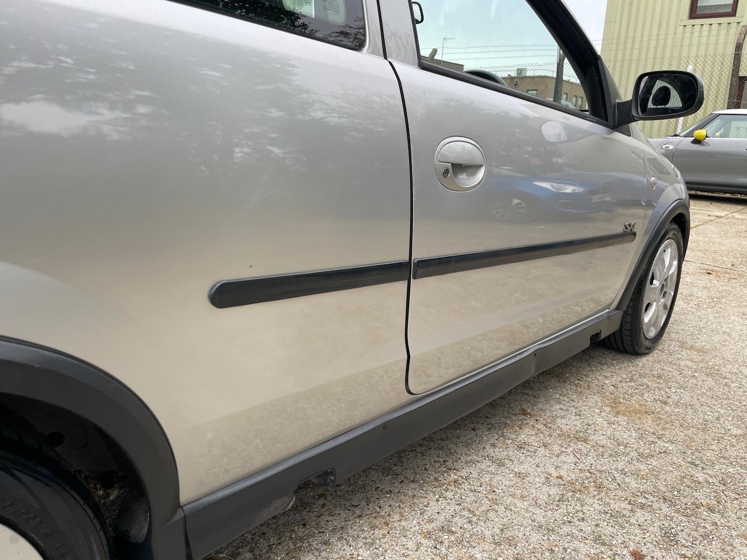 Used Vauxhall Corsa 2003 for sale - 76647640: Photo 42