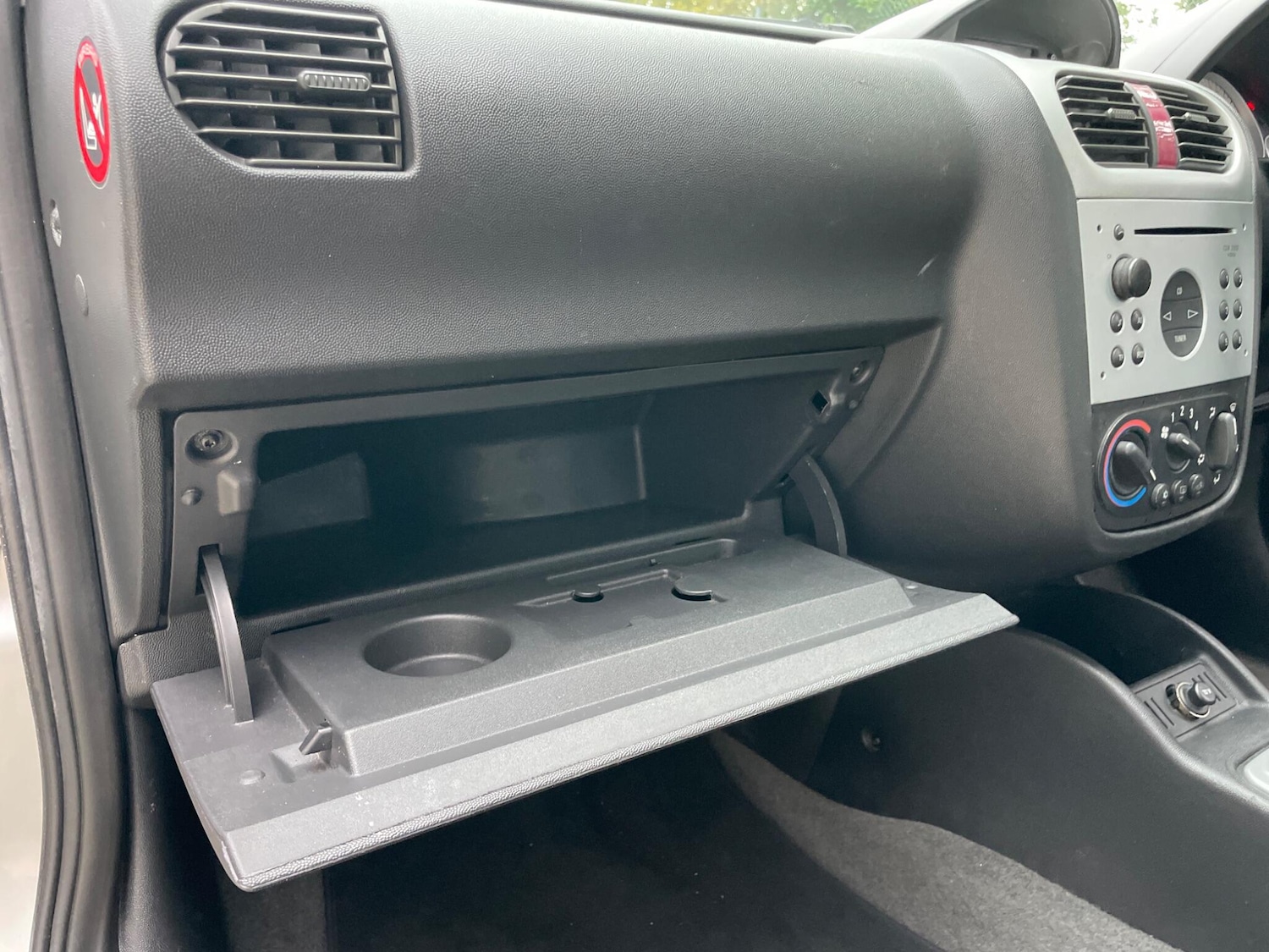 Used Vauxhall Corsa 2003 for sale - 76647640: Photo 59