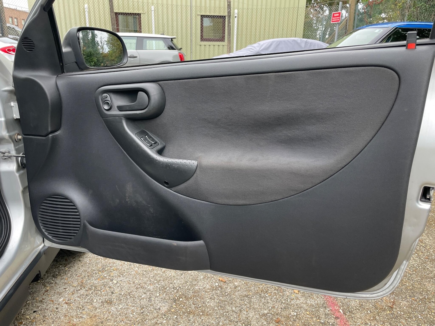 Used Vauxhall Corsa 2003 for sale - 76647640: Photo 71