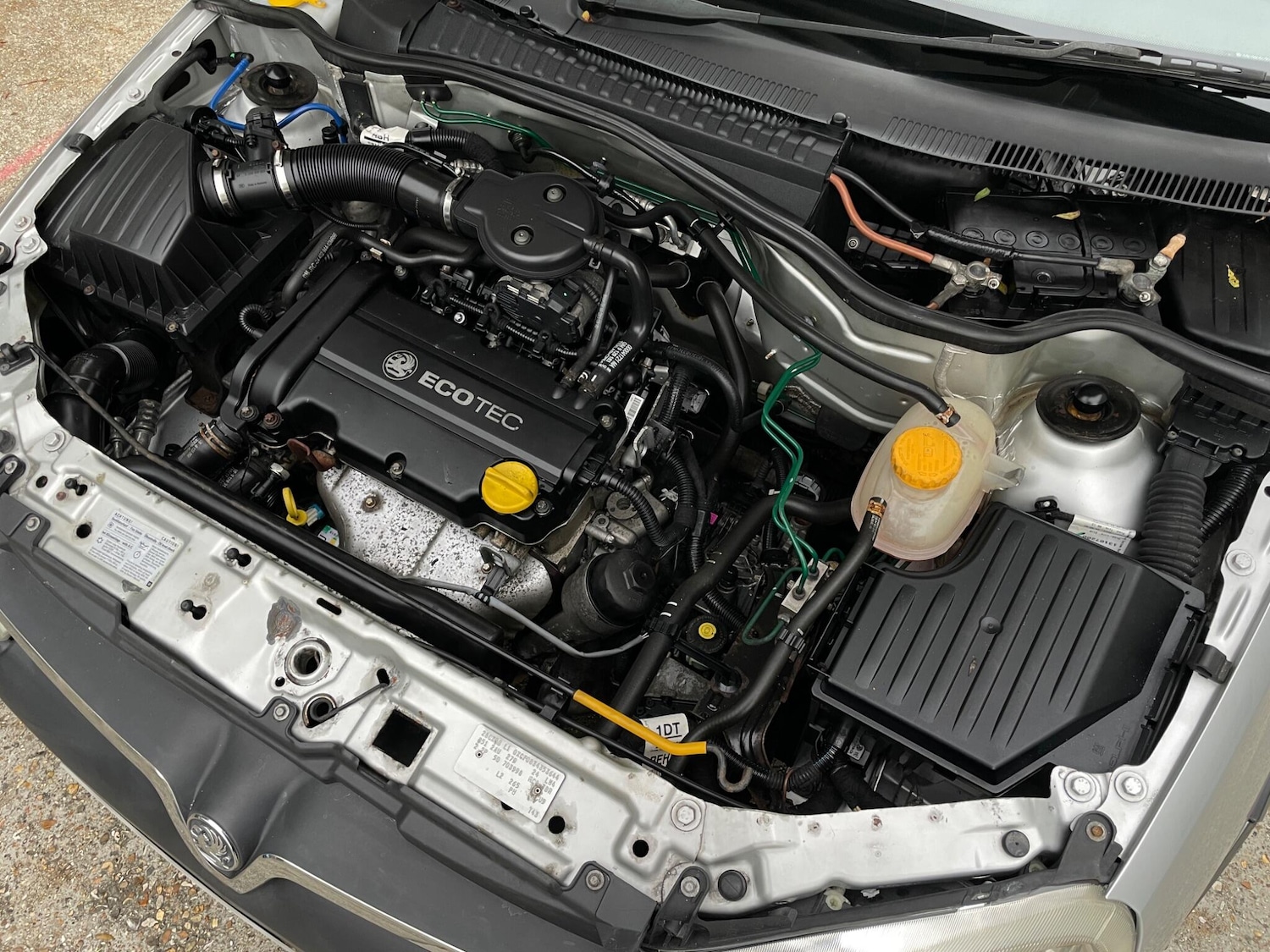 Used Vauxhall Corsa 2003 for sale - 76647640: Photo 97