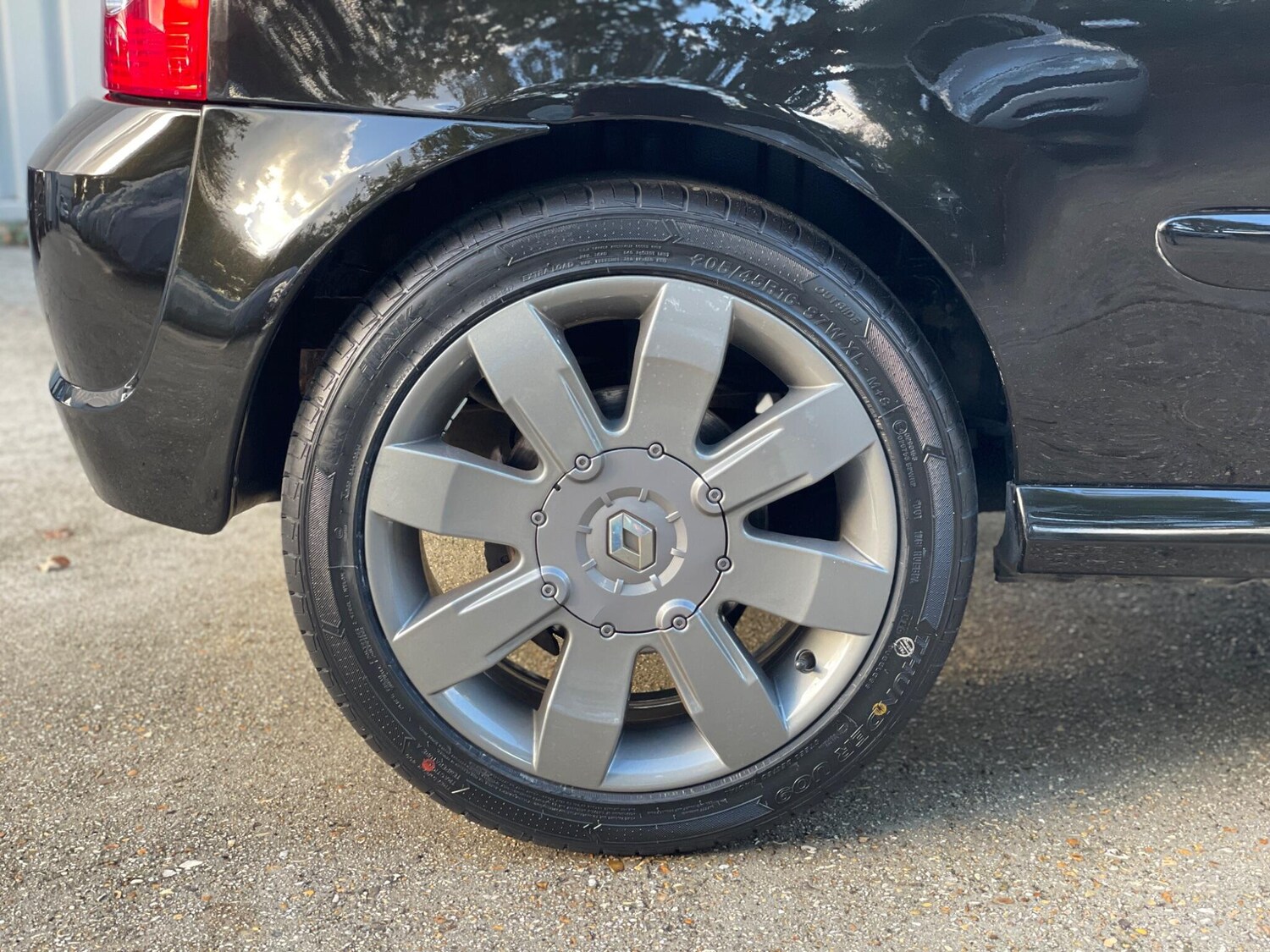 Used Renault Clio for sale - 77586793: Photo 28