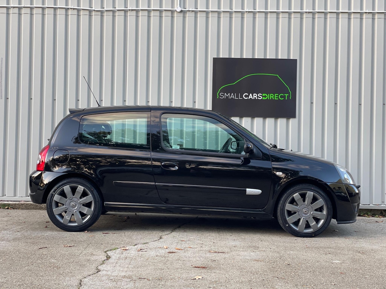 Used Renault Clio for sale - 77586793: Photo 3