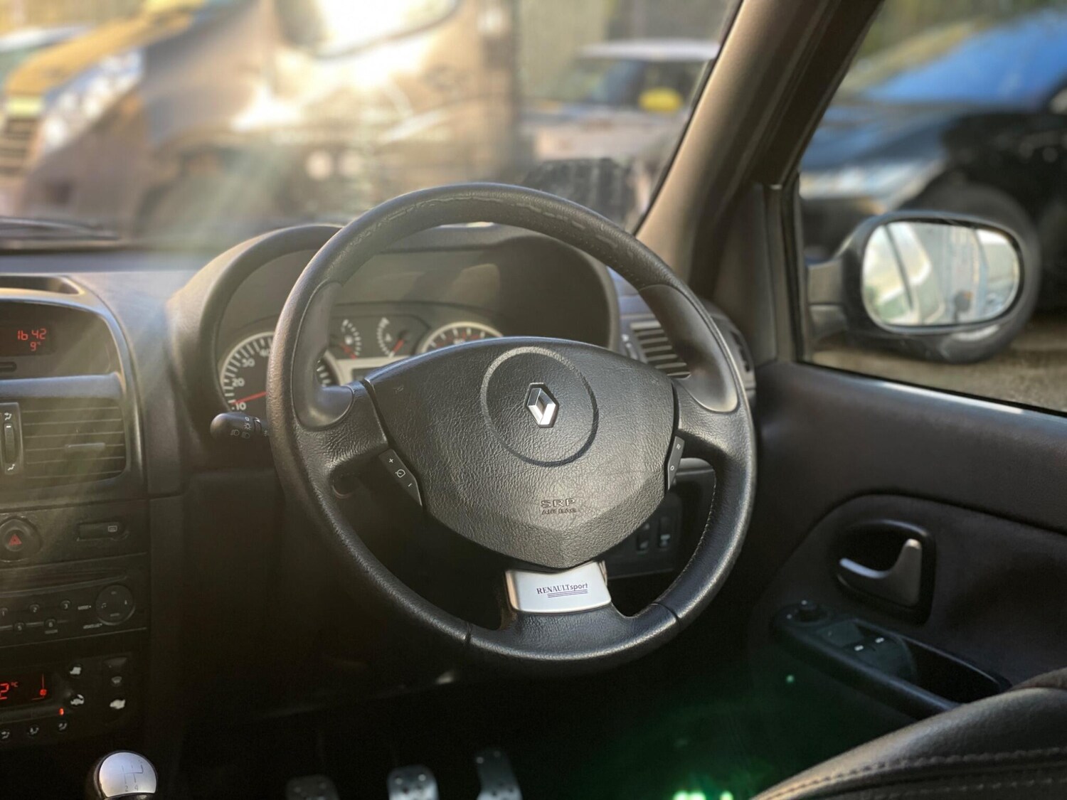 Used Renault Clio for sale - 77586793: Photo 74