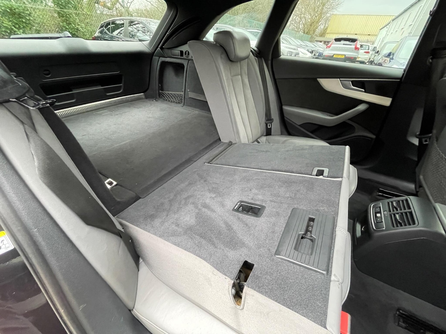 Used Audi A4 2016 for sale - 77559574: Photo 95