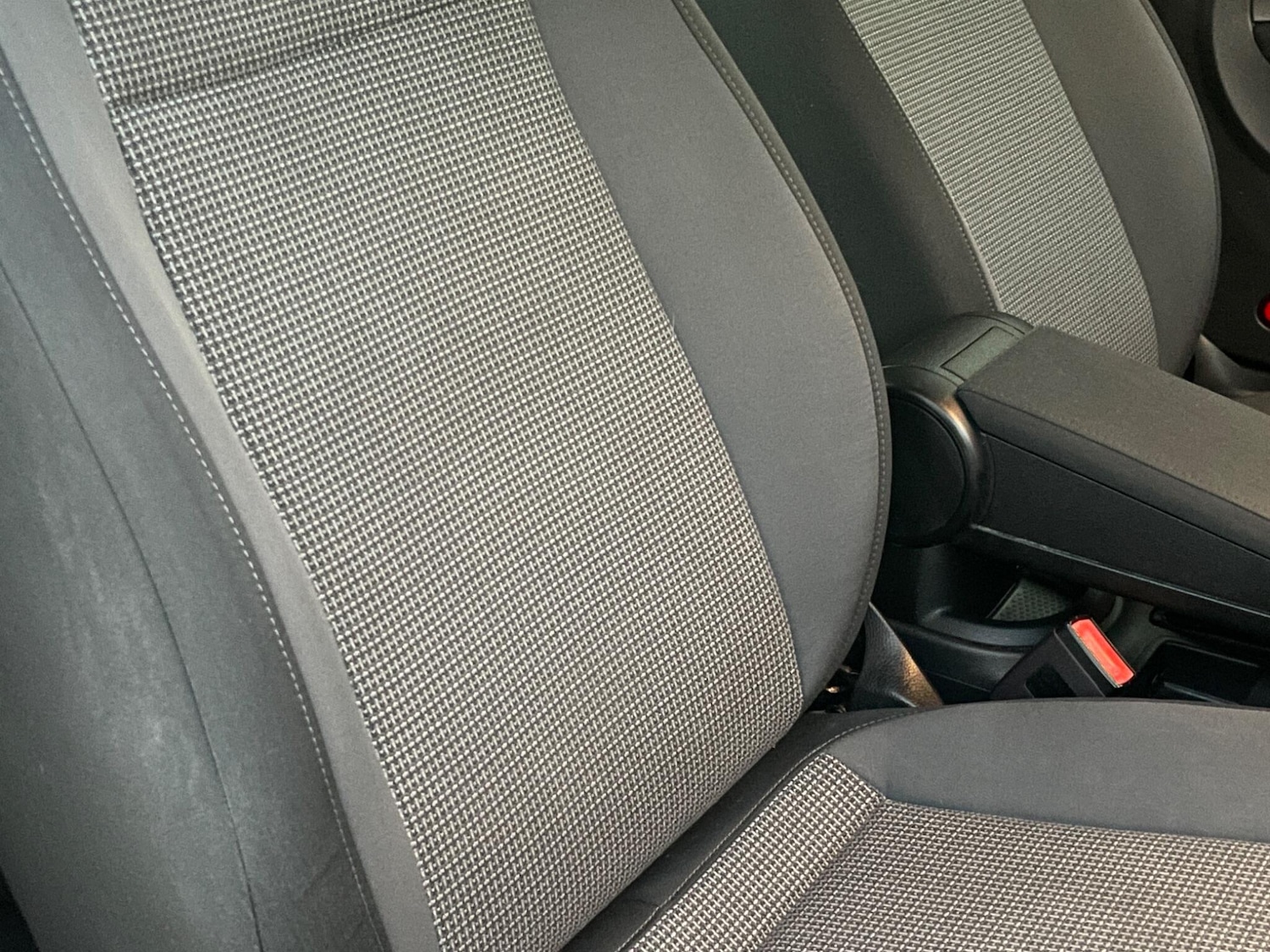 Used Volkswagen Beetle 2012 for sale - 76996952: Photo 19