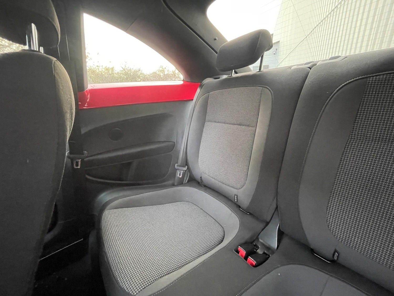 Used Volkswagen Beetle 2012 for sale - 76996952: Photo 20