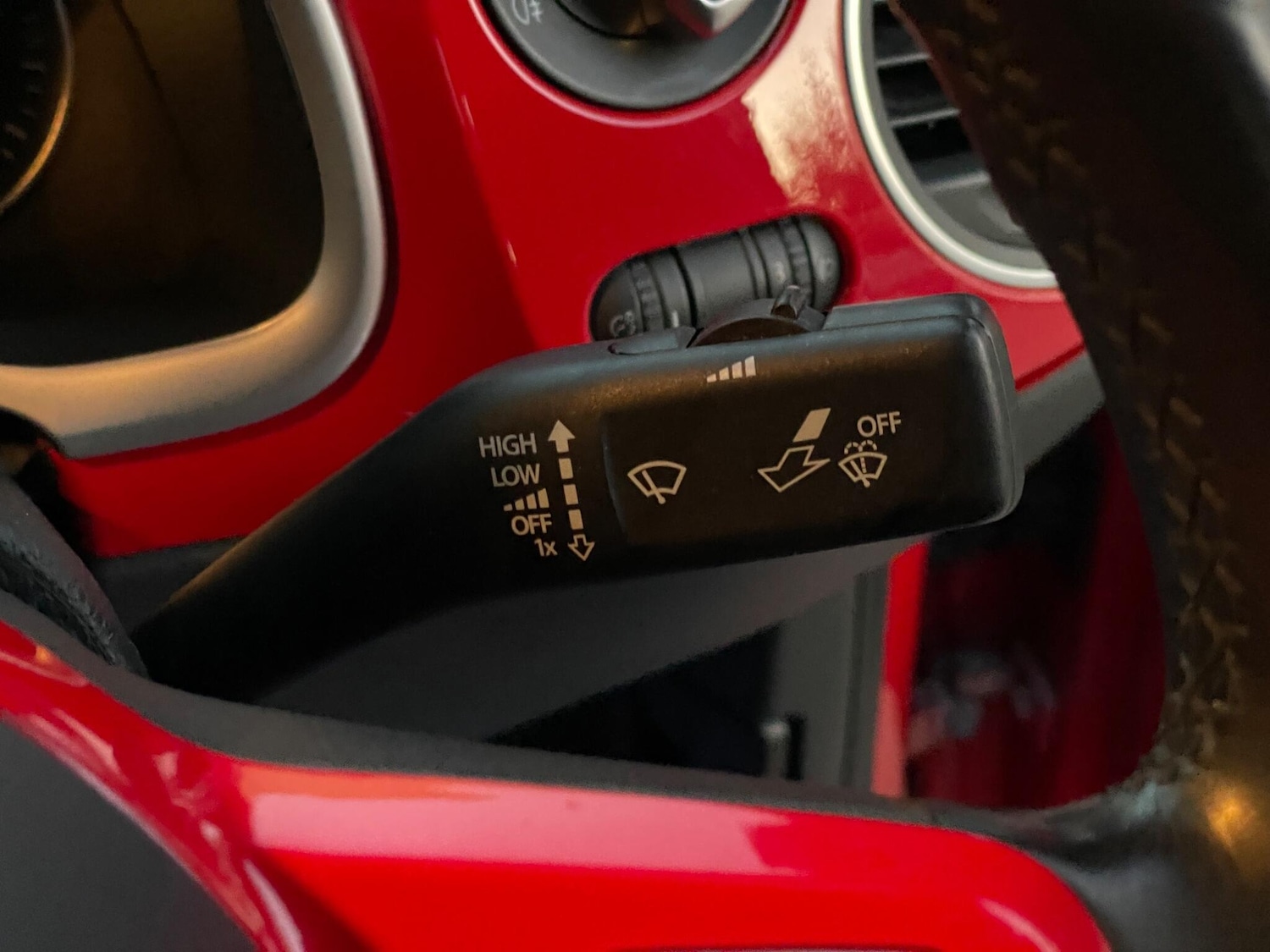 Used Volkswagen Beetle 2012 for sale - 76996952: Photo 26