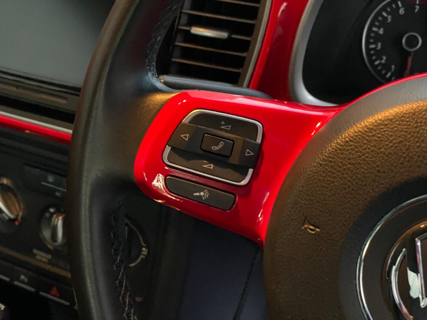 Used Volkswagen Beetle 2012 for sale - 76996952: Photo 27