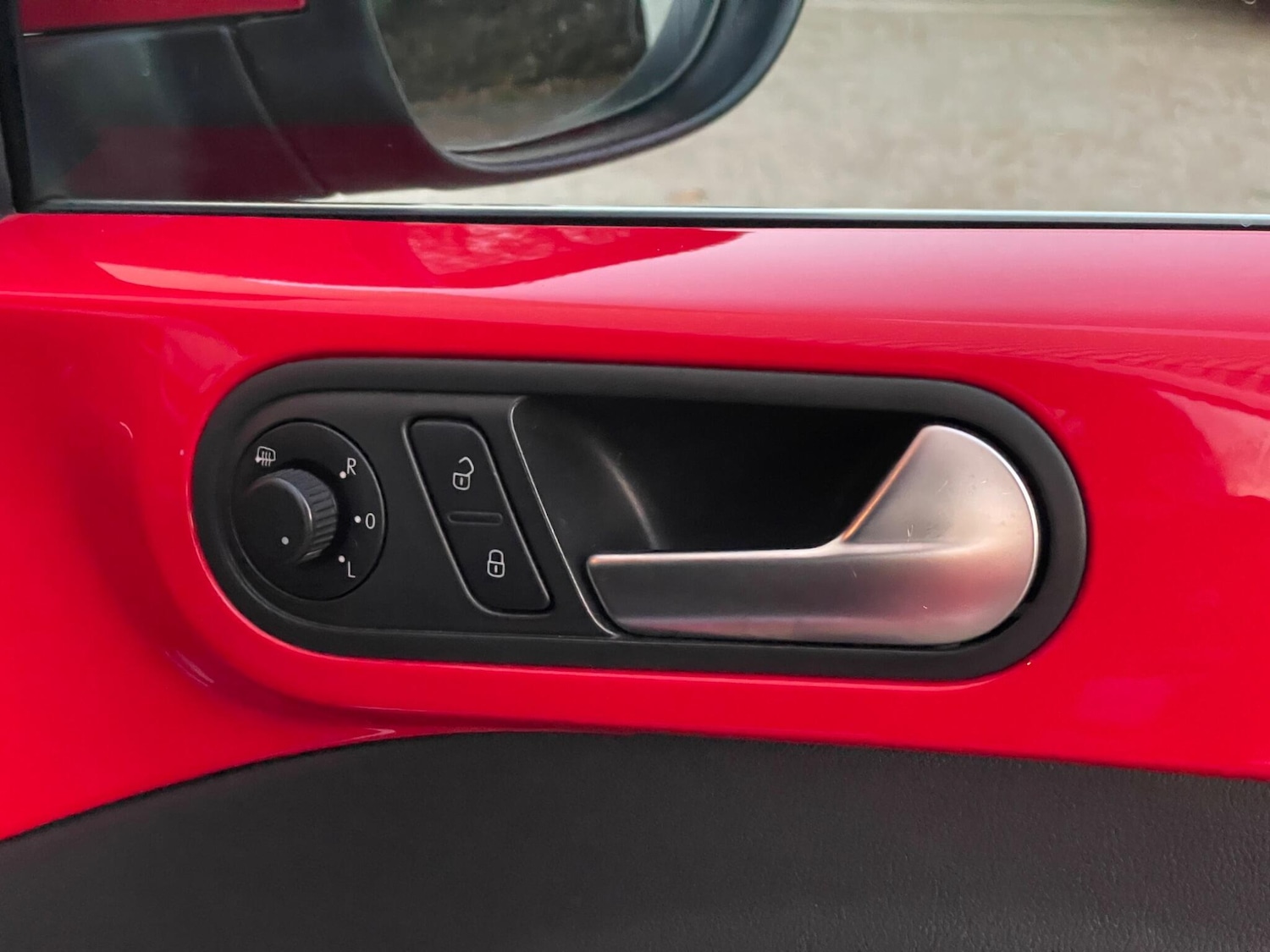 Used Volkswagen Beetle 2012 for sale - 76996952: Photo 29