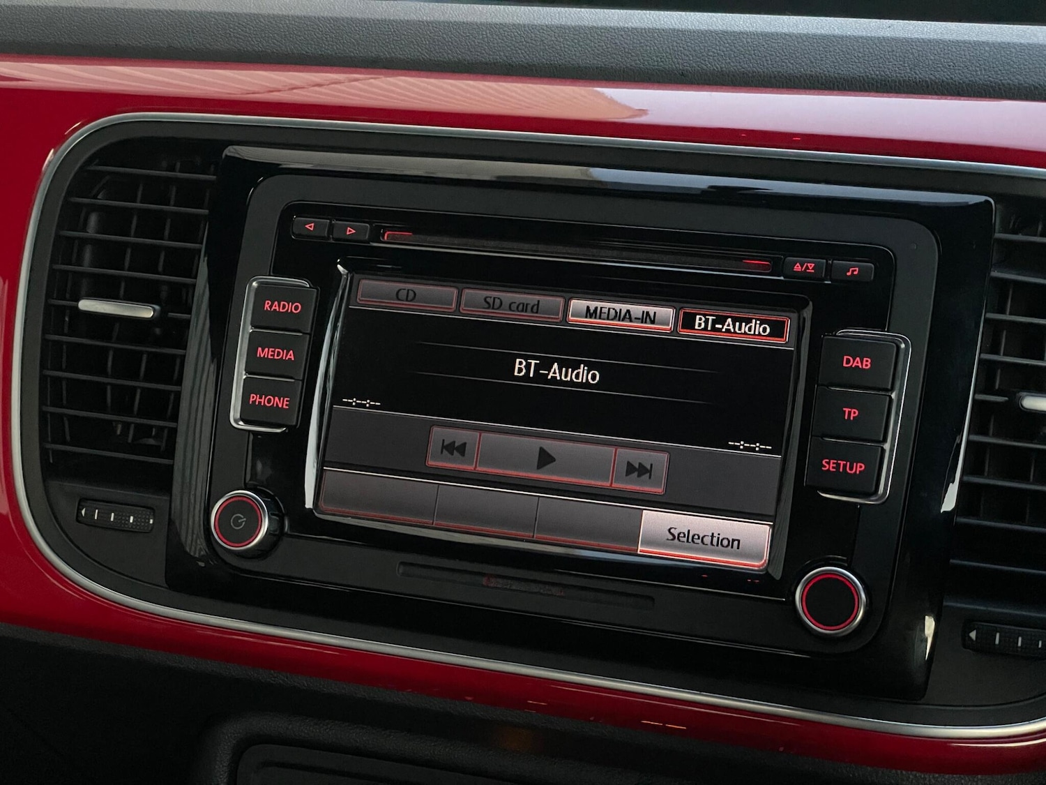 Used Volkswagen Beetle 2012 for sale - 76996952: Photo 38