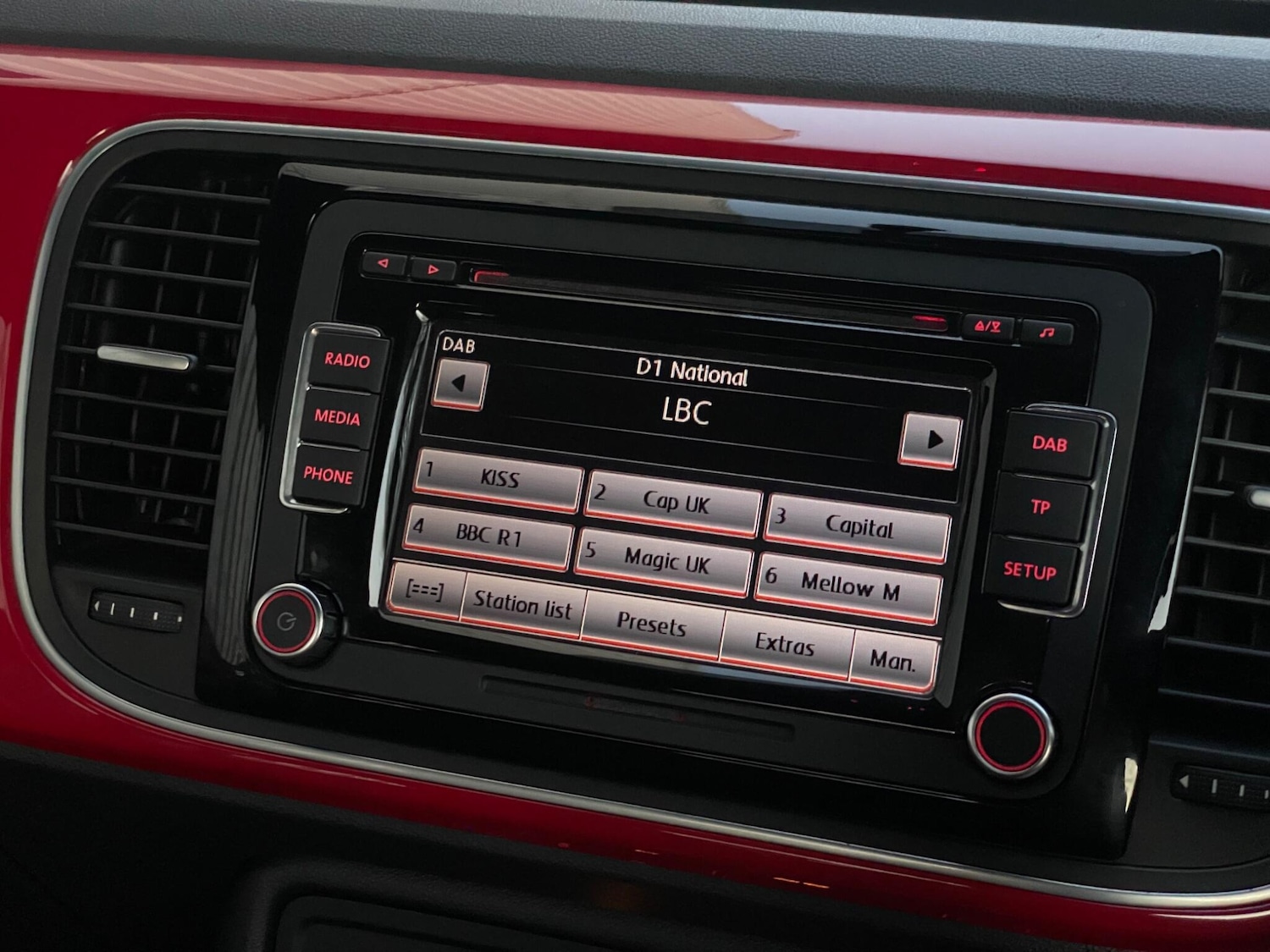 Used Volkswagen Beetle 2012 for sale - 76996952: Photo 39