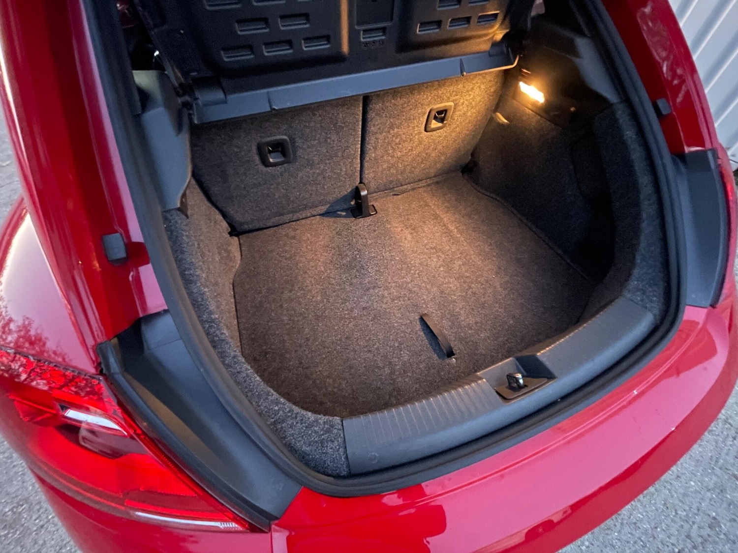 Used Volkswagen Beetle 2012 for sale - 76996952: Photo 46