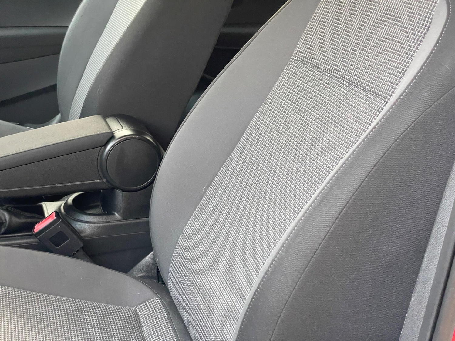 Used Volkswagen Beetle 2012 for sale - 76996952: Photo 51