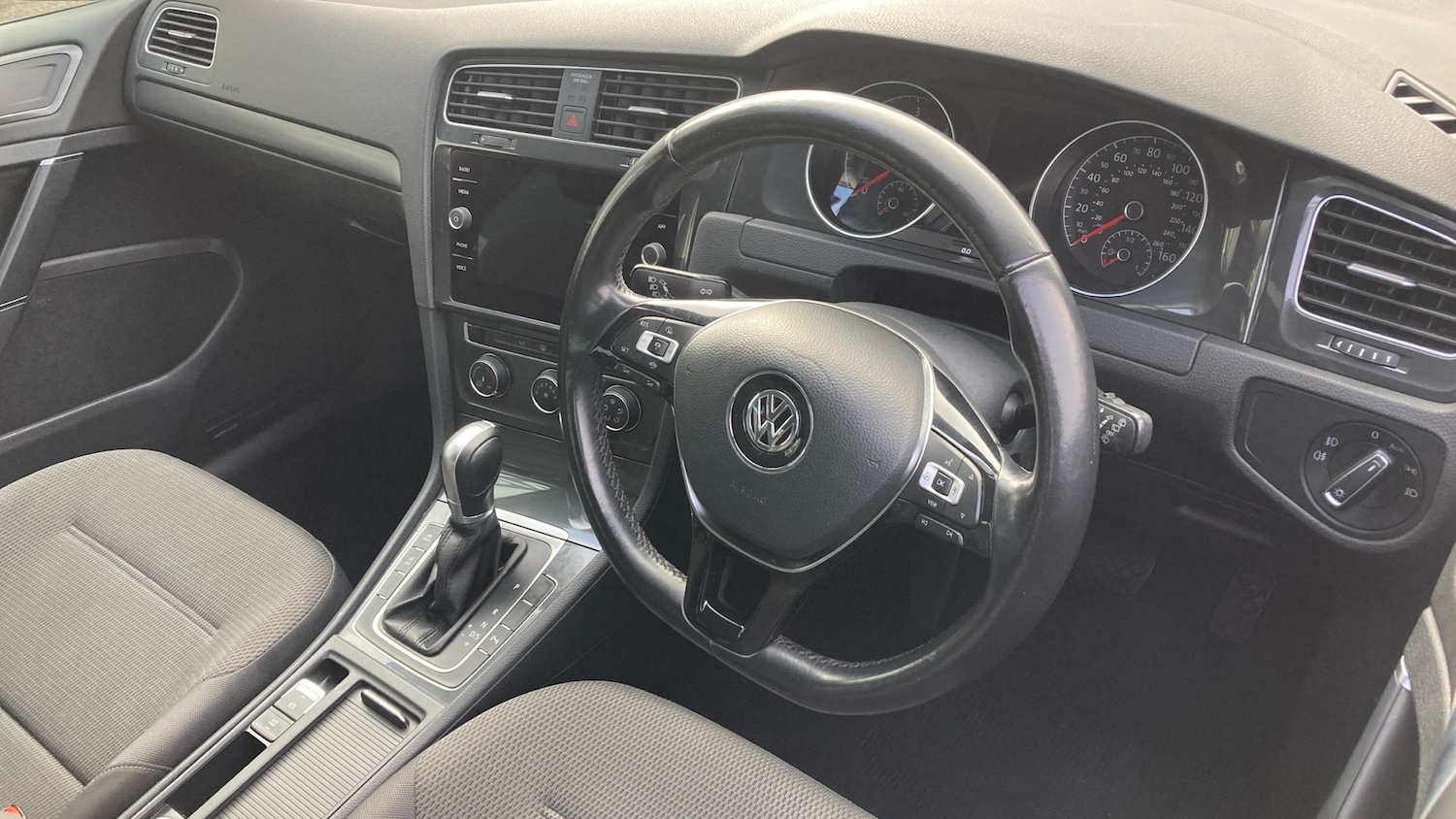 Used Volkswagen Golf 2019 for sale - 77445587: Photo 11