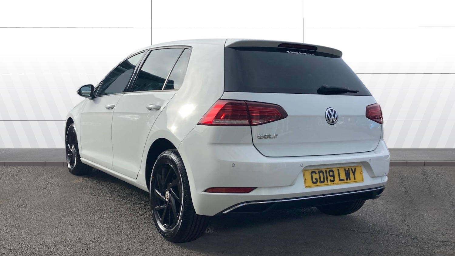 Used Volkswagen Golf 2019 for sale - 77445587: Photo 2
