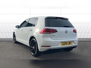 Used Volkswagen Golf 2019 for sale - 77445587: Photo