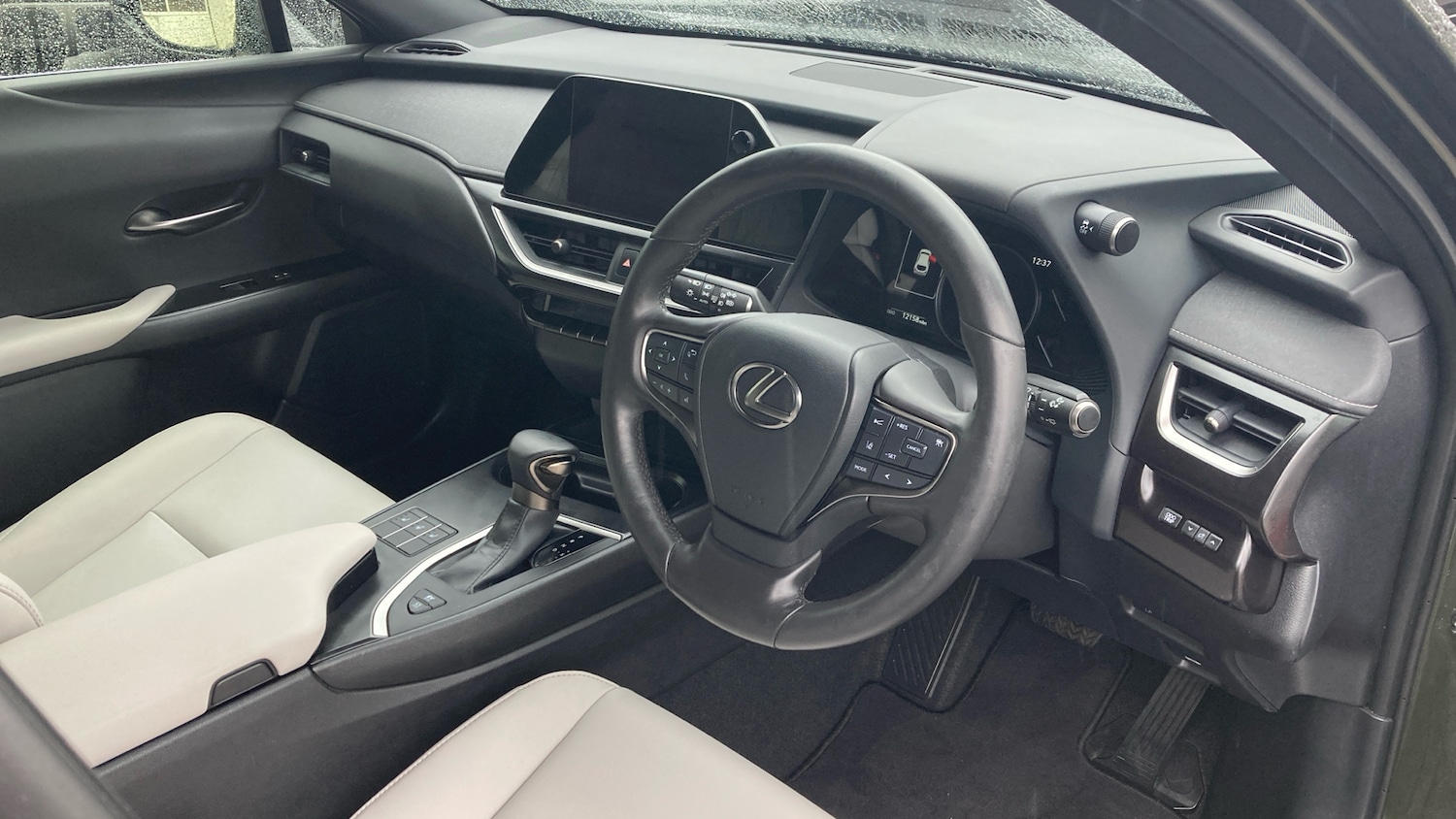 Used Lexus UX 2024 for sale - 76614682: Photo 11