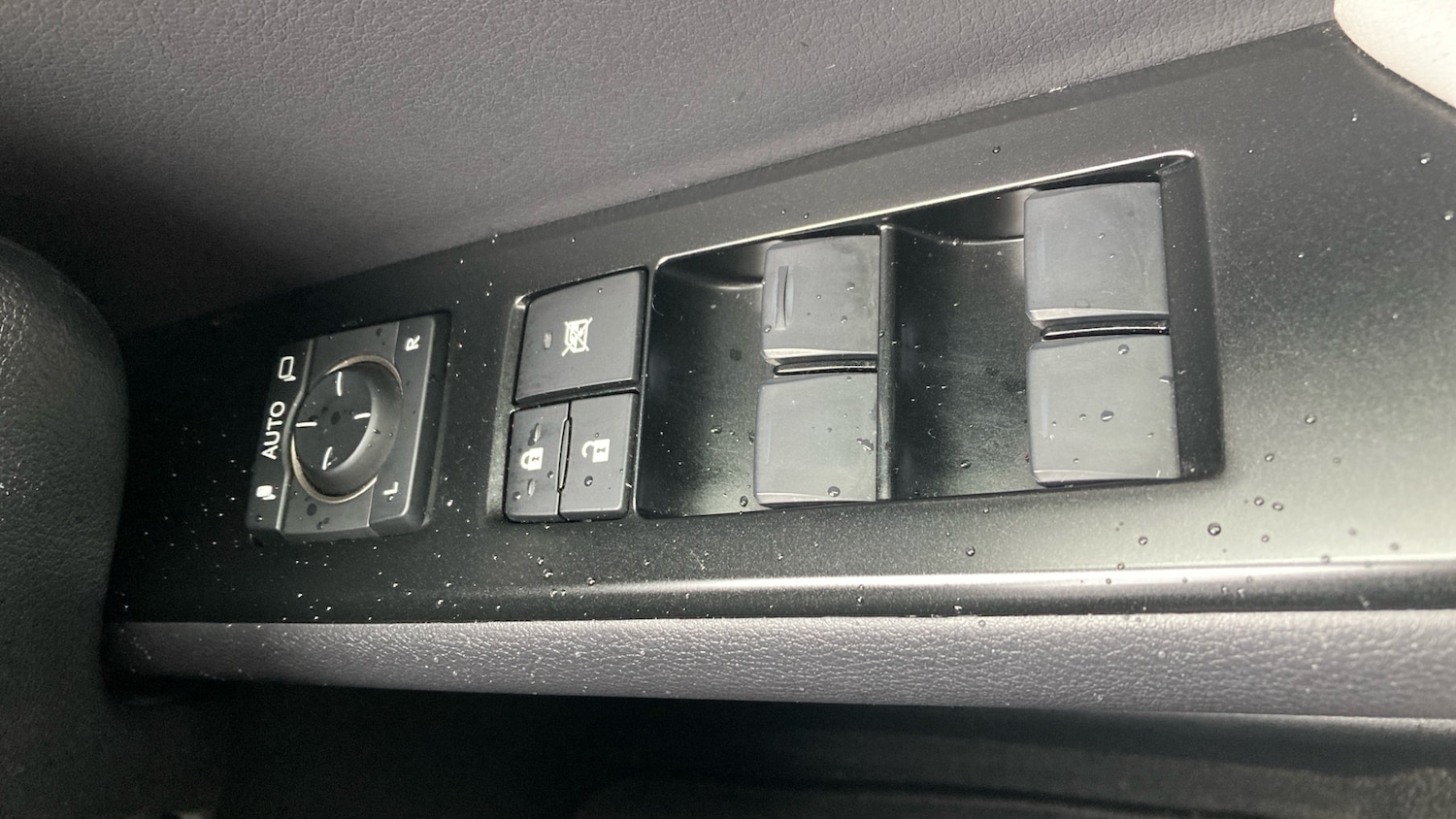 Used Lexus UX 2024 for sale - 76614682: Photo 21