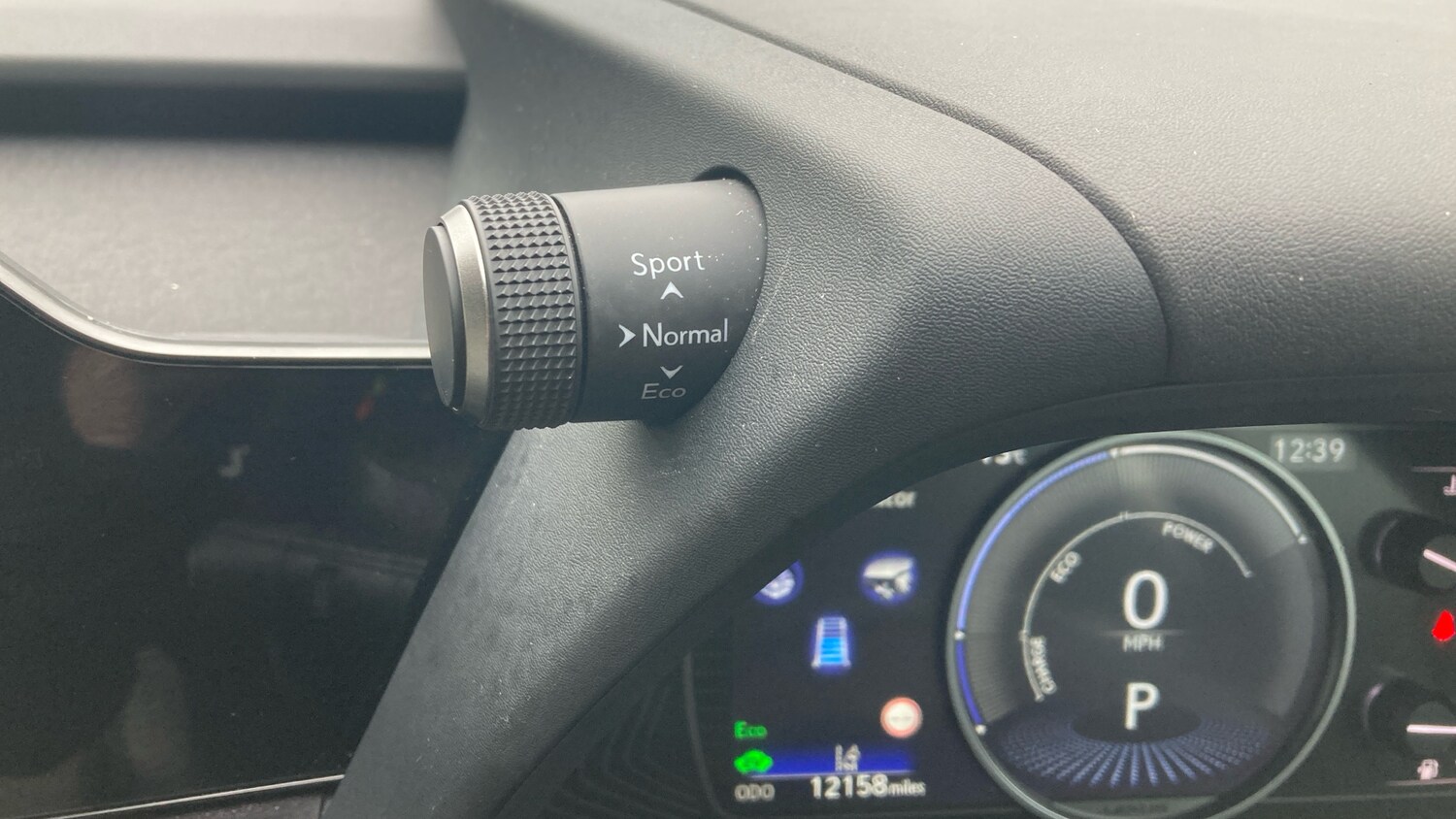 Used Lexus UX 2024 for sale - 76614682: Photo 27