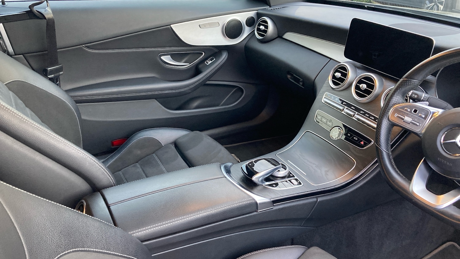 Used Mercedes-Benz C Class 2019 for sale - 77802285: Photo 14