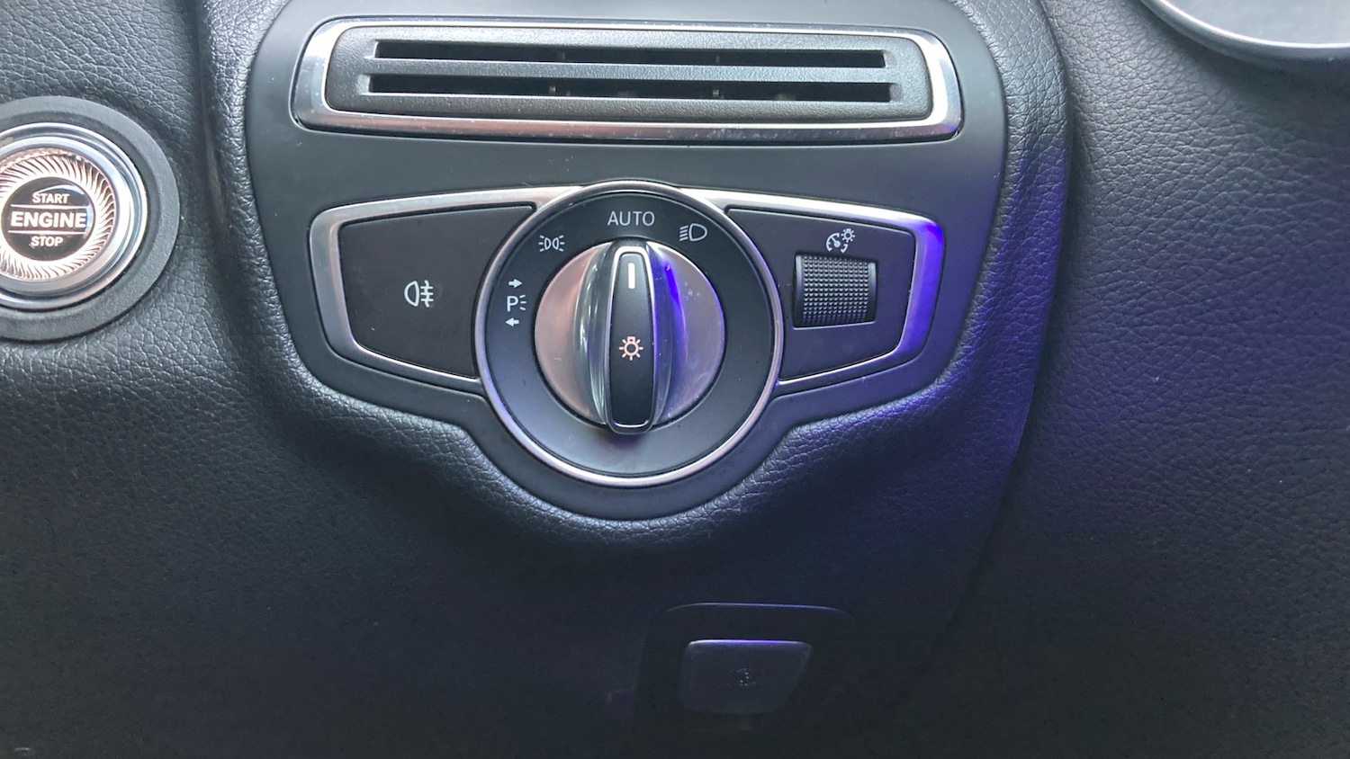 Used Mercedes-Benz C Class 2019 for sale - 77802285: Photo 22