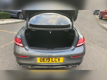 Used Mercedes-Benz C Class 2019 for sale - 77802285: Photo