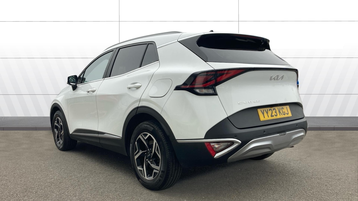 Used Kia Sportage 2023 for sale - 77813323: Photo 2