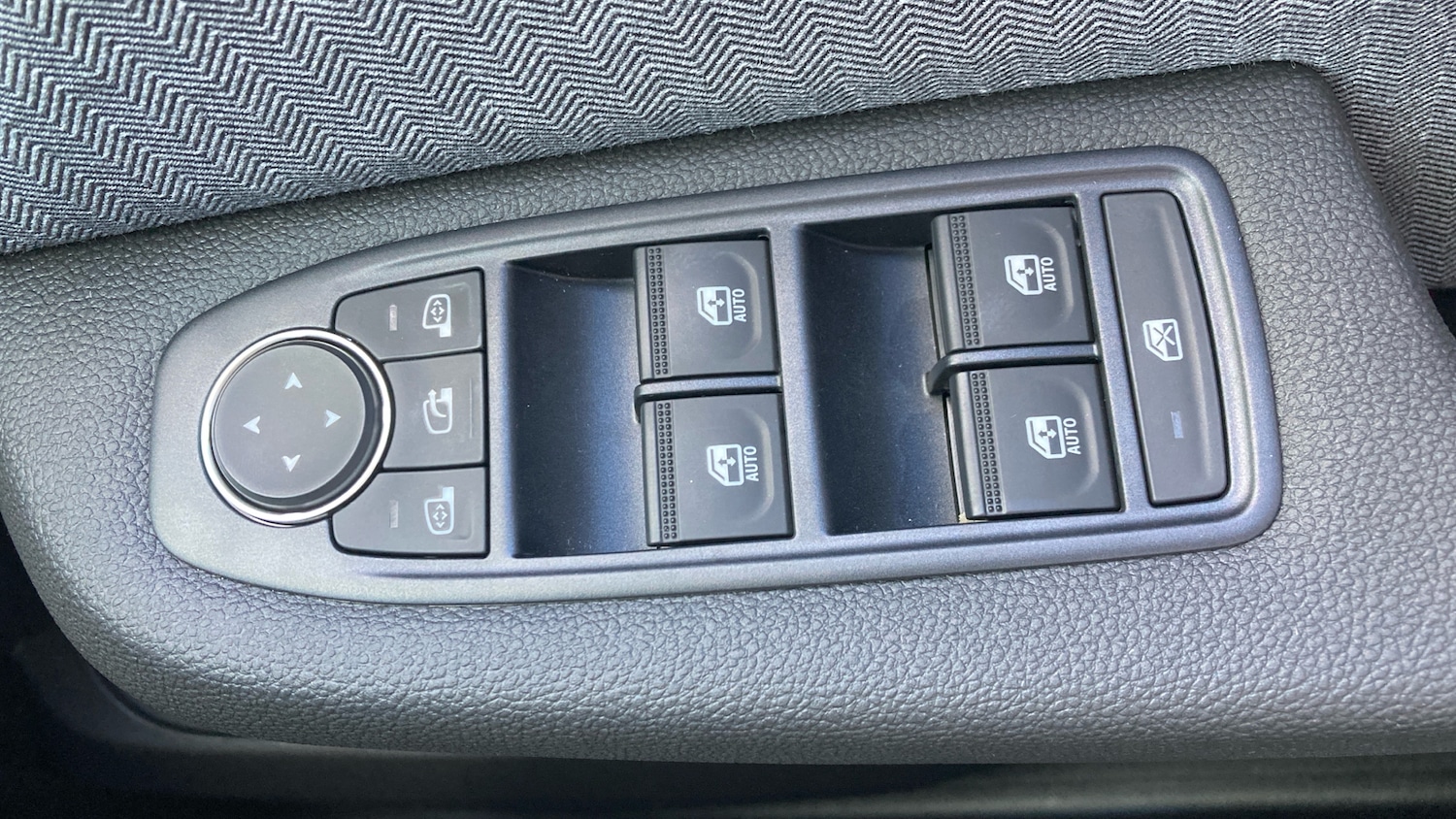 Used Renault Clio 2025 for sale - 76461240: Photo 21