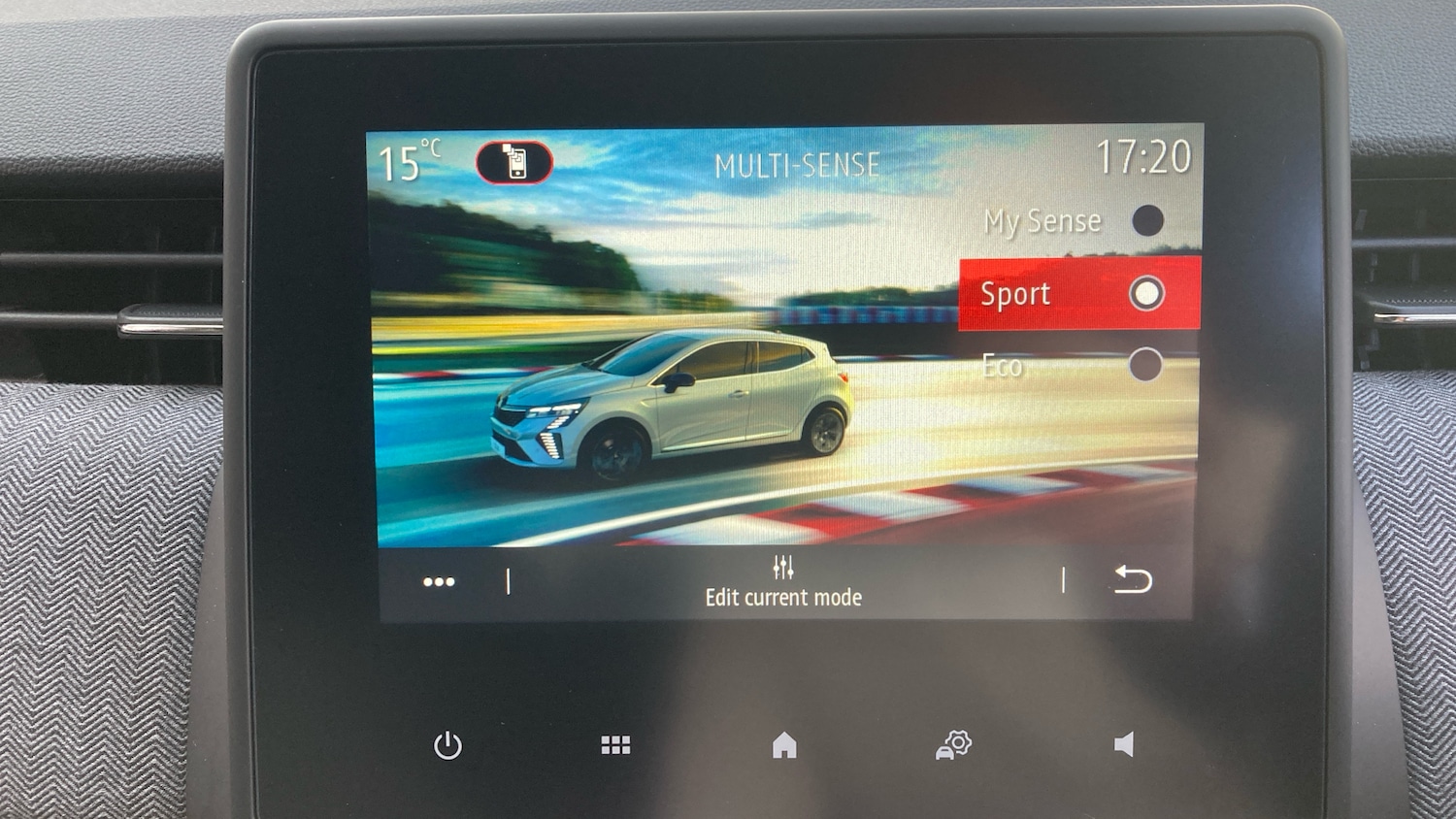 Used Renault Clio 2025 for sale - 76461240: Photo 34