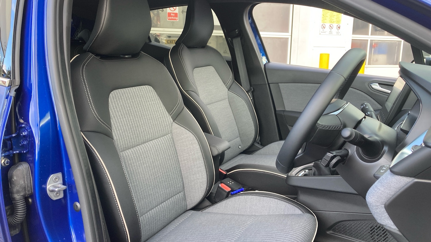 Used Renault Clio 2025 for sale - 76461240: Photo 41