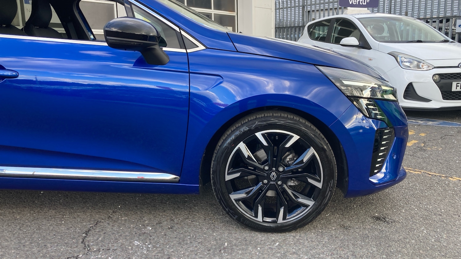 Used Renault Clio 2025 for sale - 76461240: Photo 42