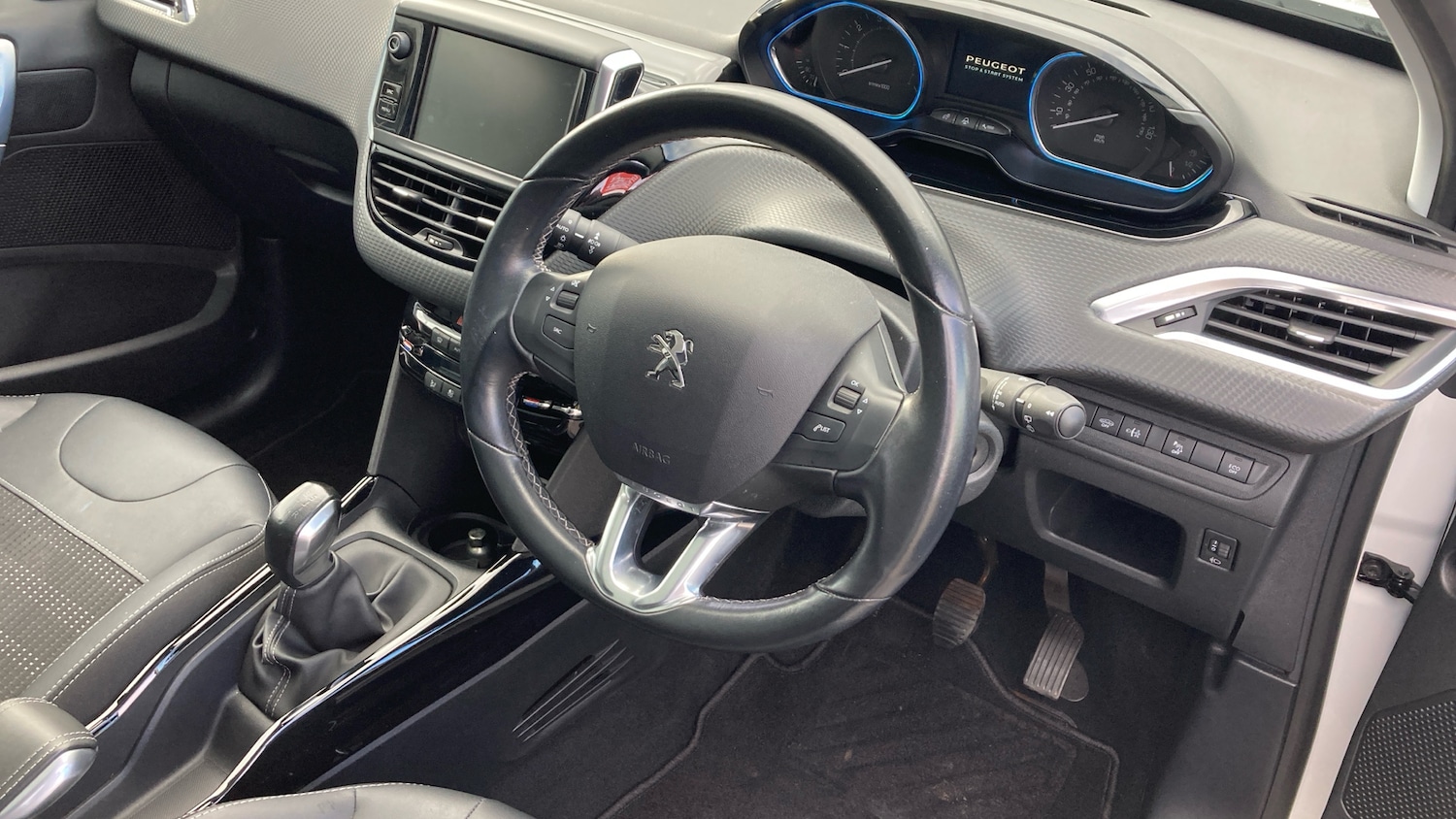Used Peugeot 2008 2019 for sale - 76378925: Photo 11