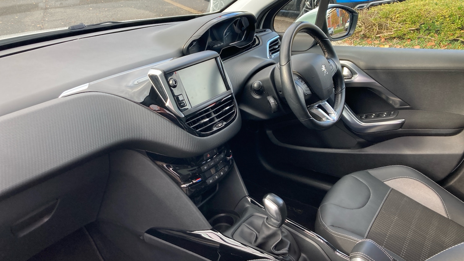 Used Peugeot 2008 2019 for sale - 76378925: Photo 9