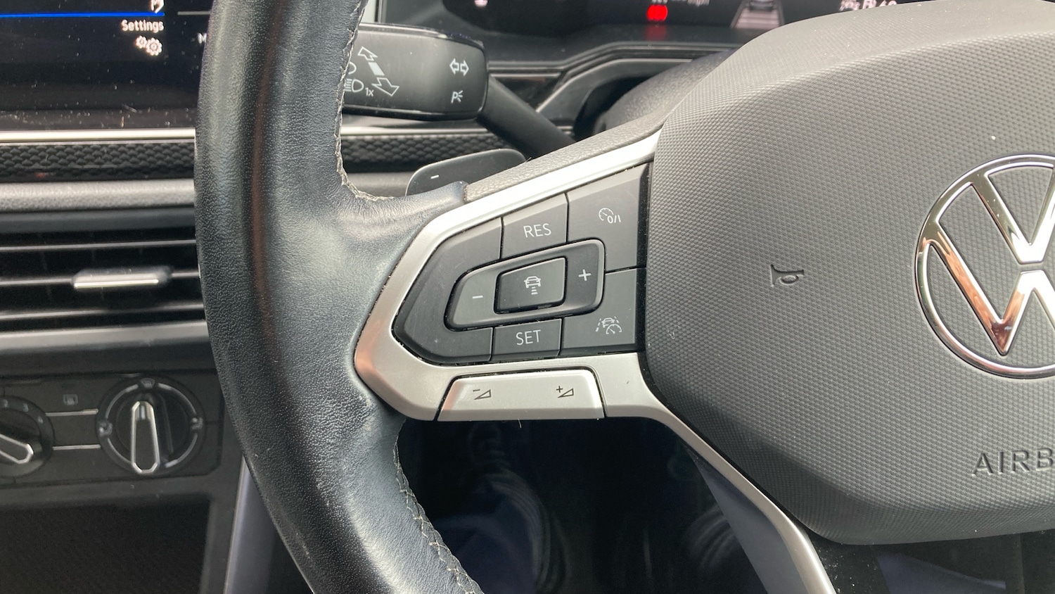 Used Volkswagen Polo 2024 for sale - 77830476: Photo 29