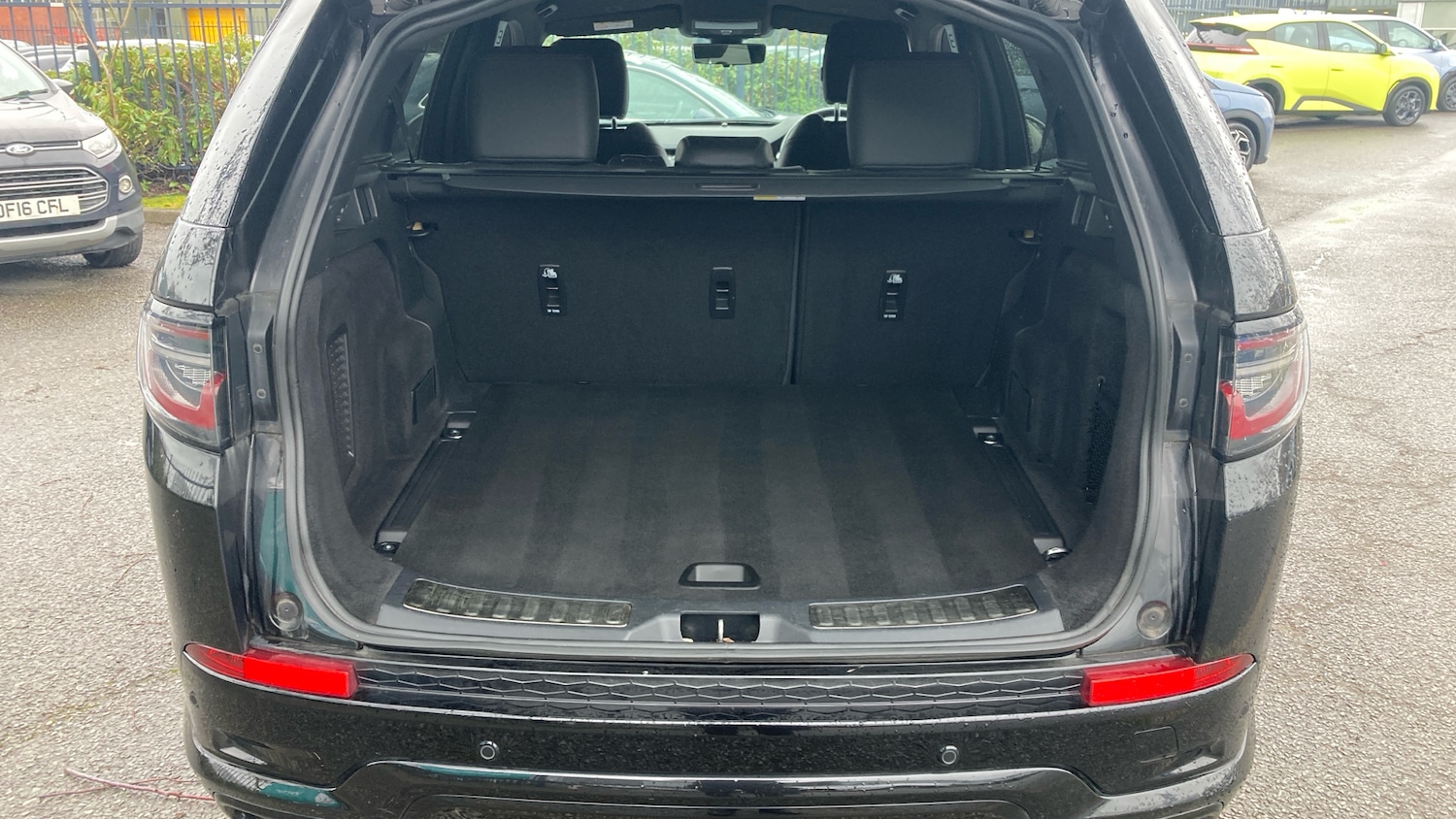 Used Land Rover Discovery Sport 2022 for sale - 77848815: Photo 4