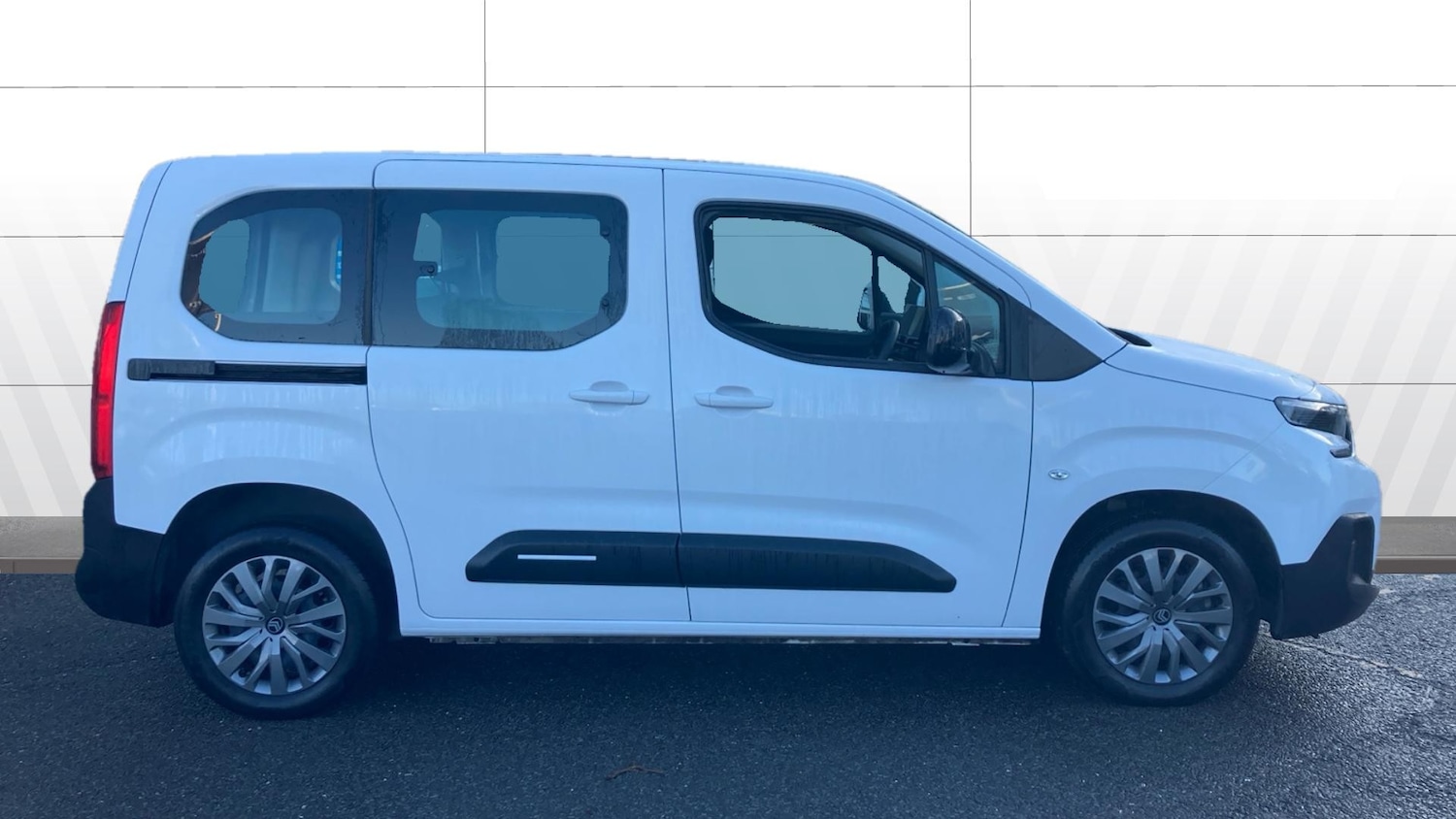 Used Citroen Berlingo 2024 for sale - 76807033: Photo 5