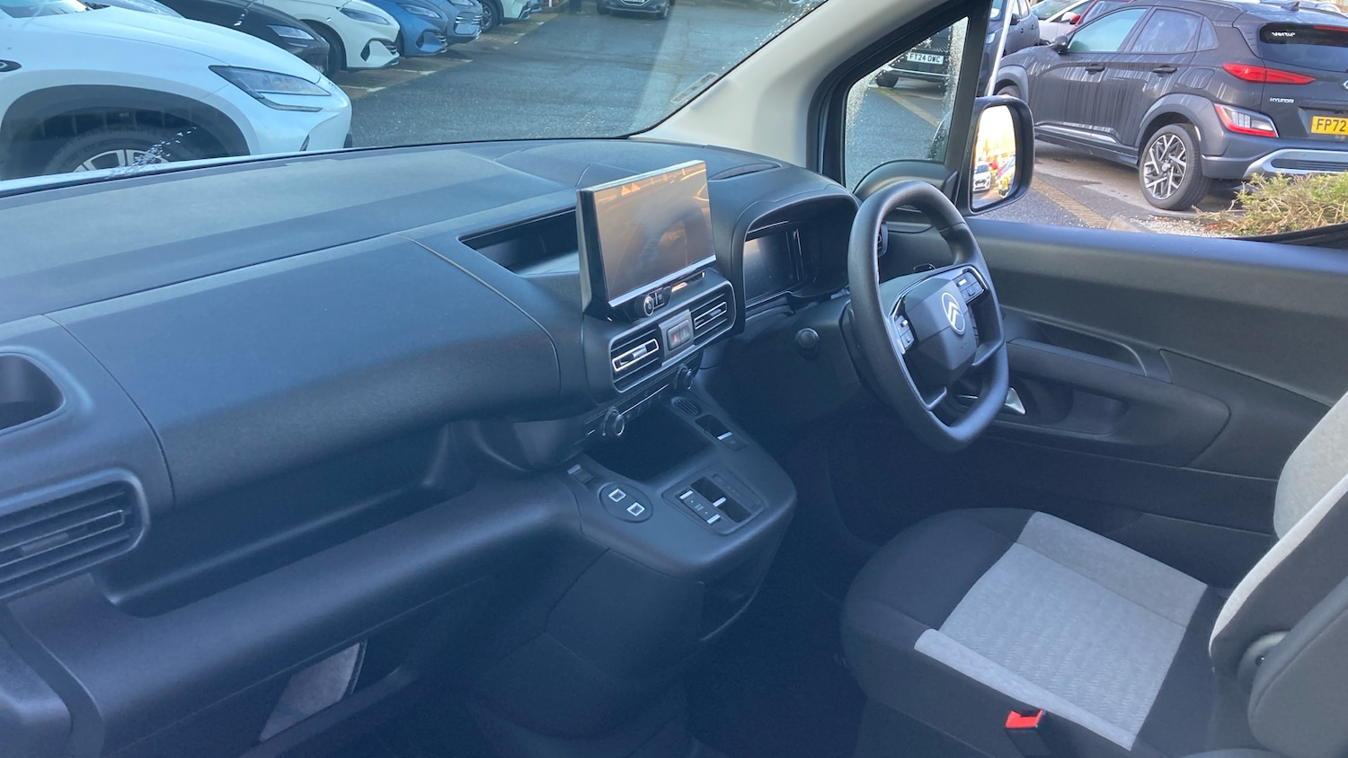 Used Citroen Berlingo 2024 for sale - 76807033: Photo 9