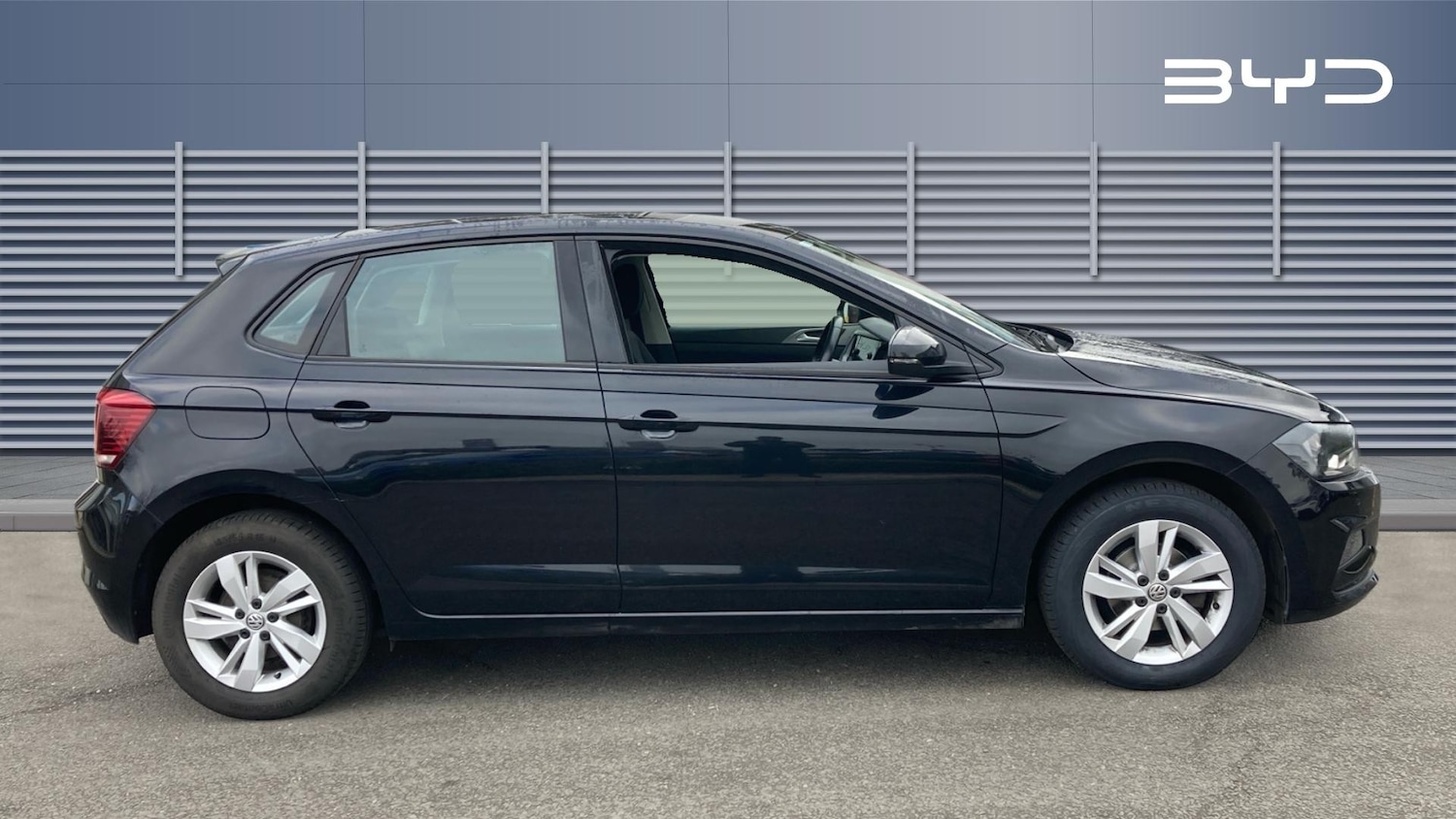 Used Volkswagen Polo 2018 for sale - 77664855: Photo 5