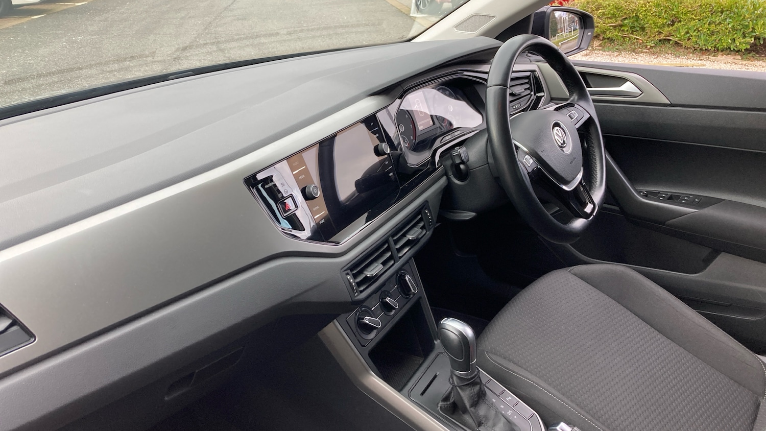 Used Volkswagen Polo 2018 for sale - 77664855: Photo 9