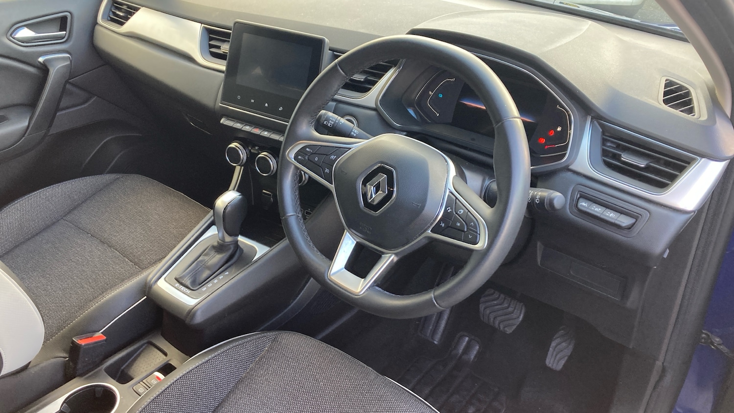 Used Renault Captur 2022 for sale - 77012245: Photo 11