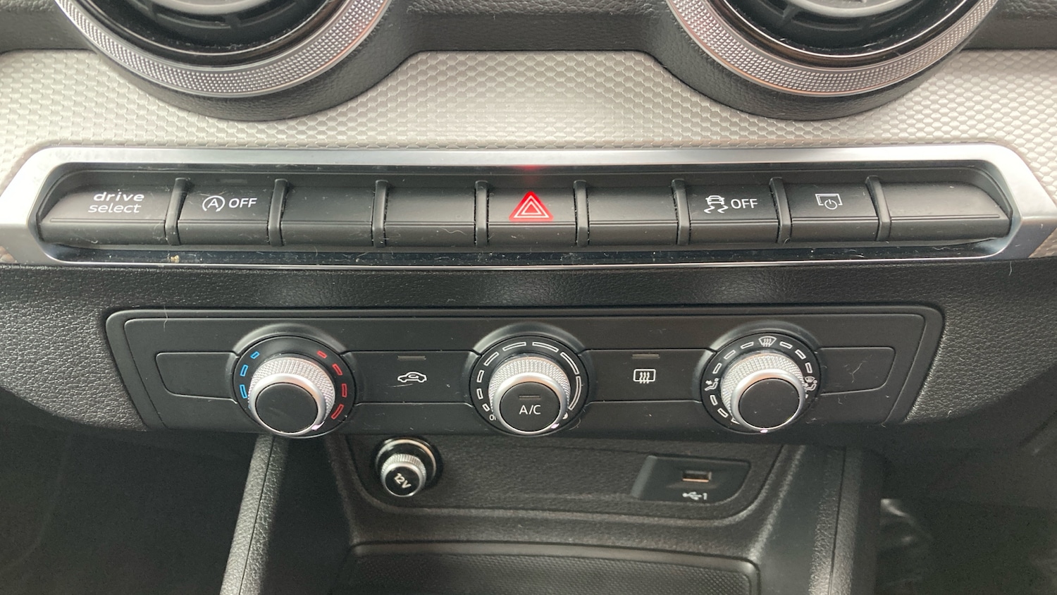 Used Audi Q2 2023 for sale - 77367488: Photo 28