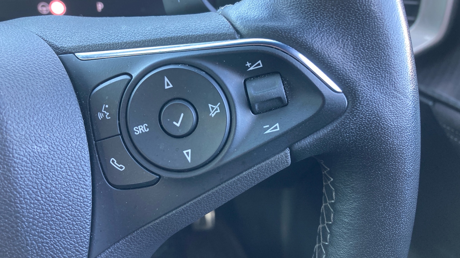 Used Vauxhall Mokka 2023 for sale - 77965639: Photo 31