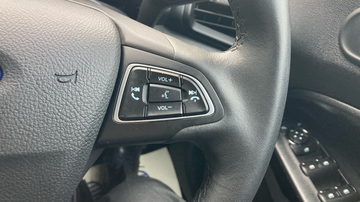 Used Ford Ecosport 2022 for sale - 77104007: Photo 31