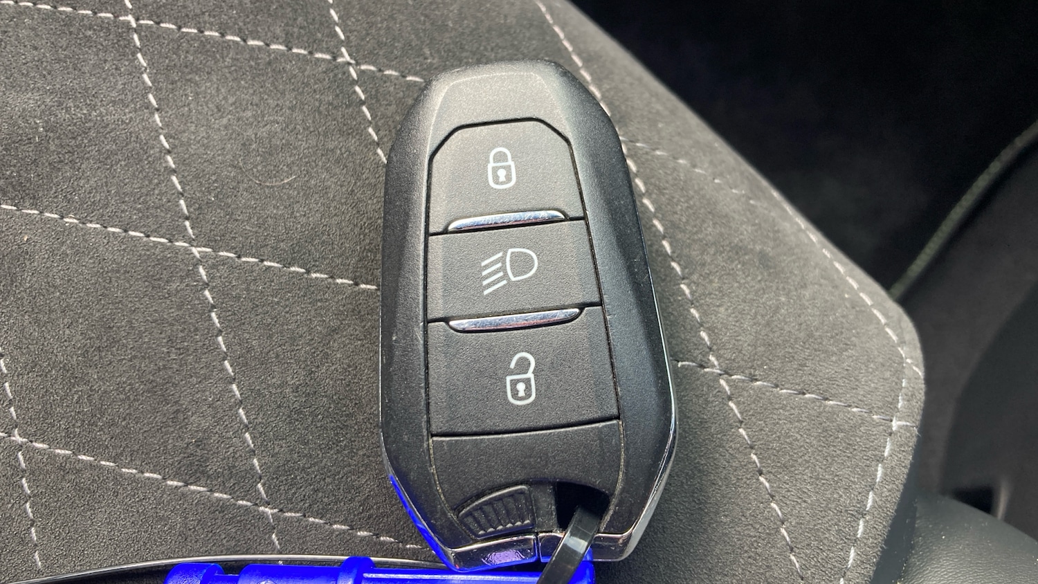 Used Peugeot 2008 2022 for sale - 77676191: Photo 19