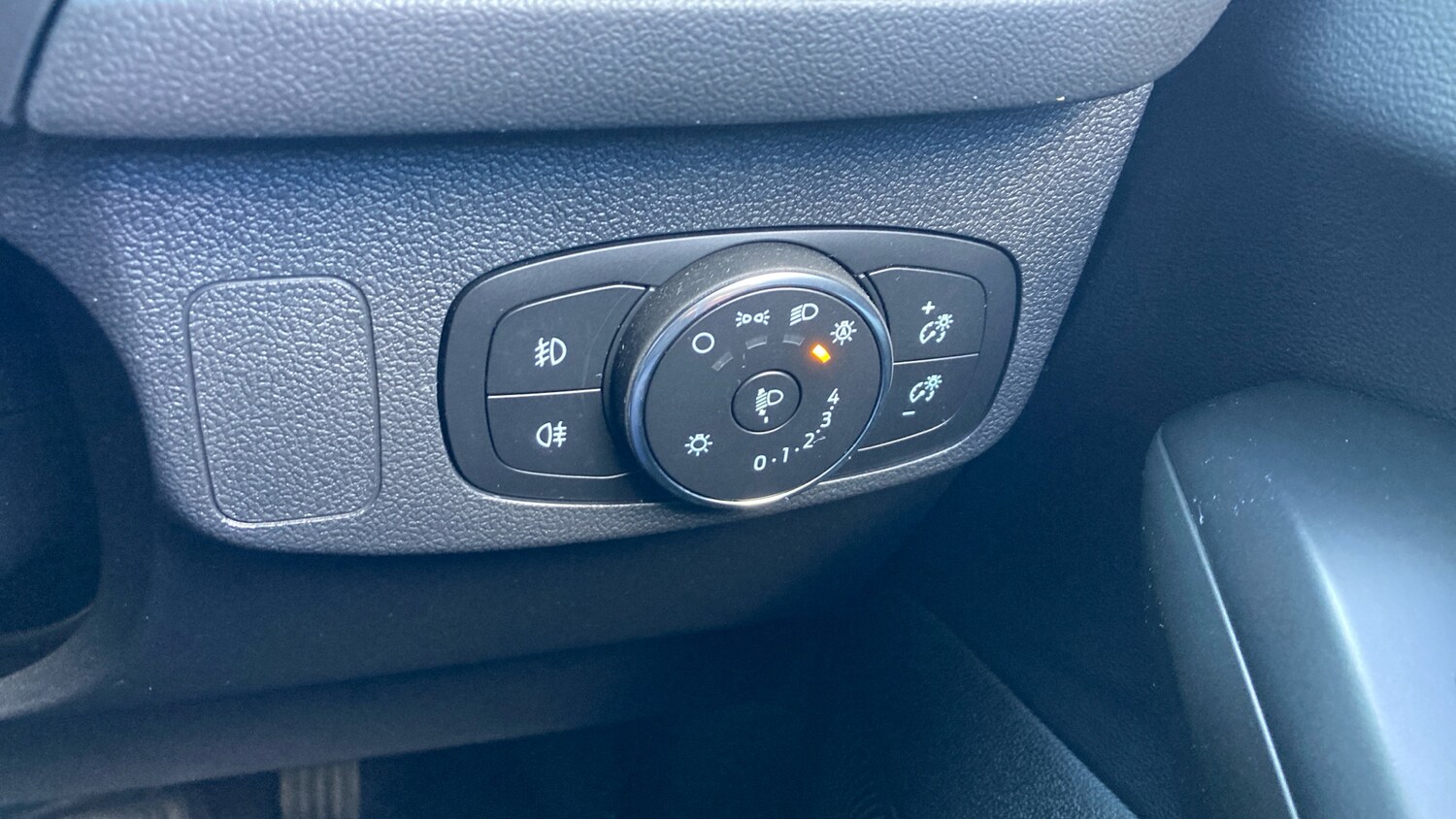 Used Ford Focus 2022 for sale - 76065975: Photo 38
