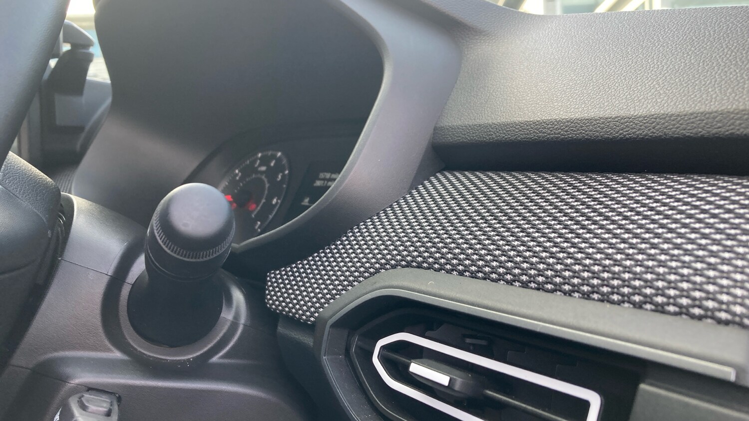 Used Dacia Sandero 2023 for sale - 76461239: Photo 25