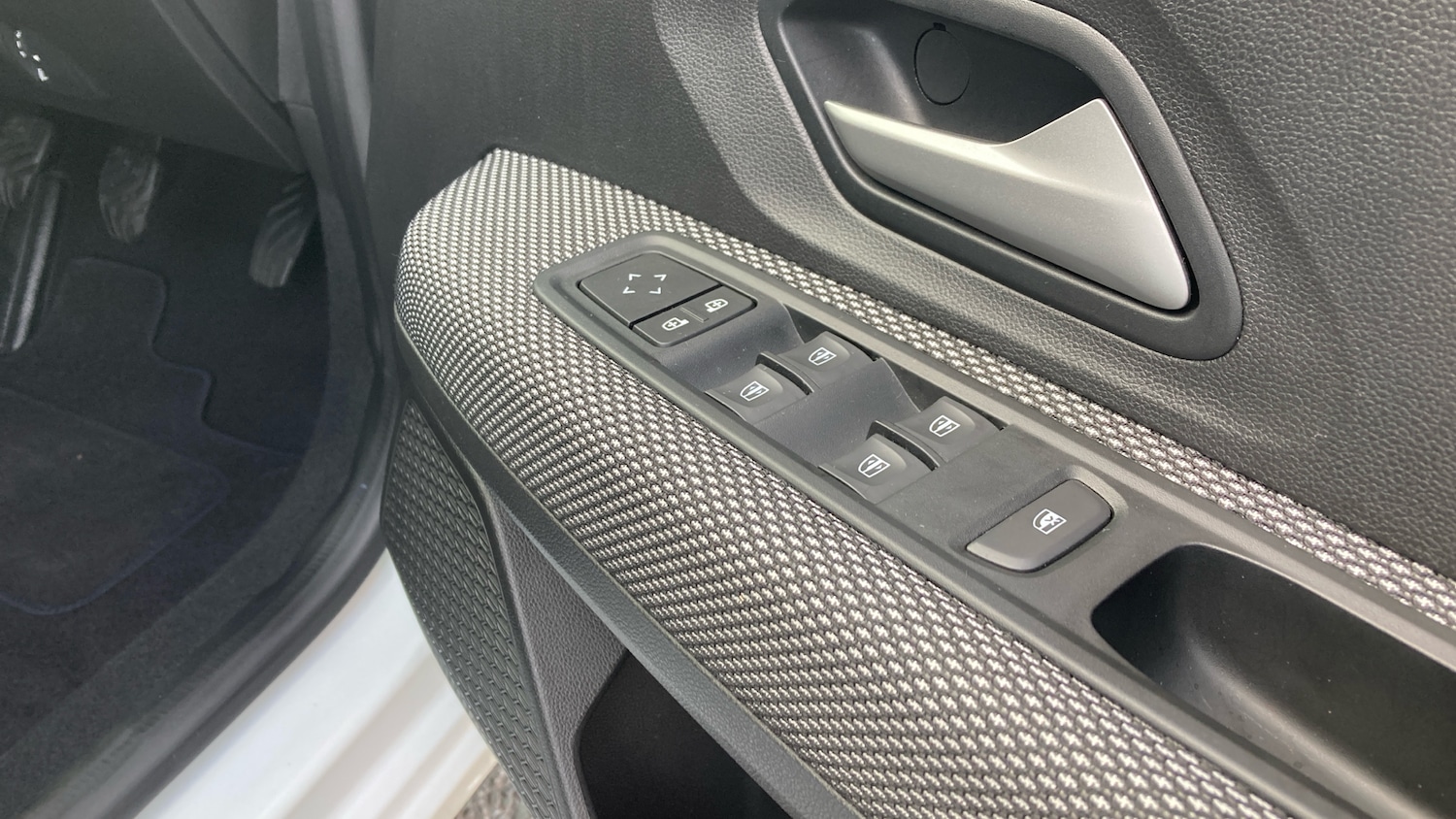 Used Dacia Sandero 2023 for sale - 76461239: Photo 26