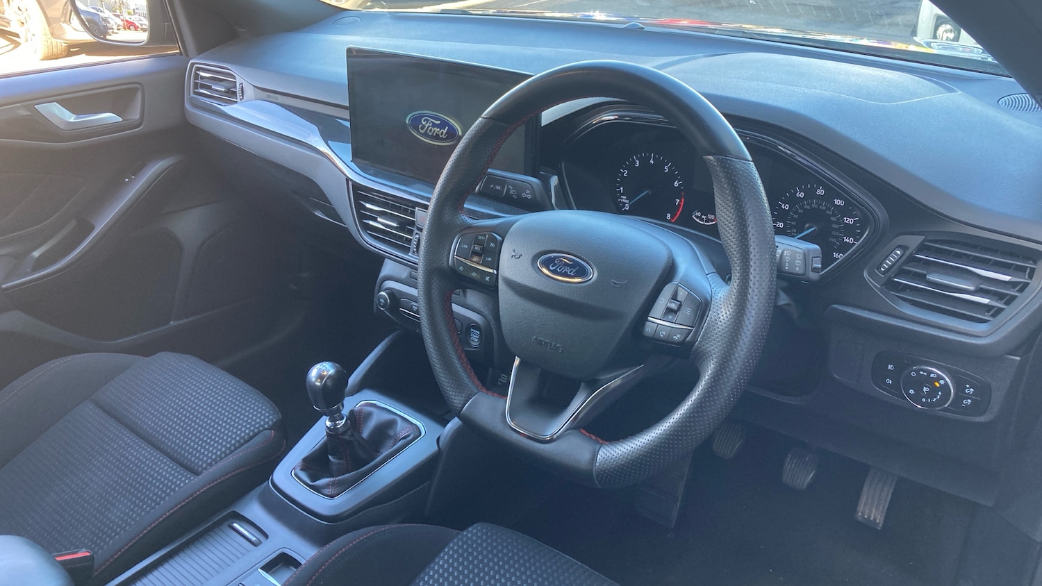 Used Ford Focus 2023 for sale - 77945339: Photo 11