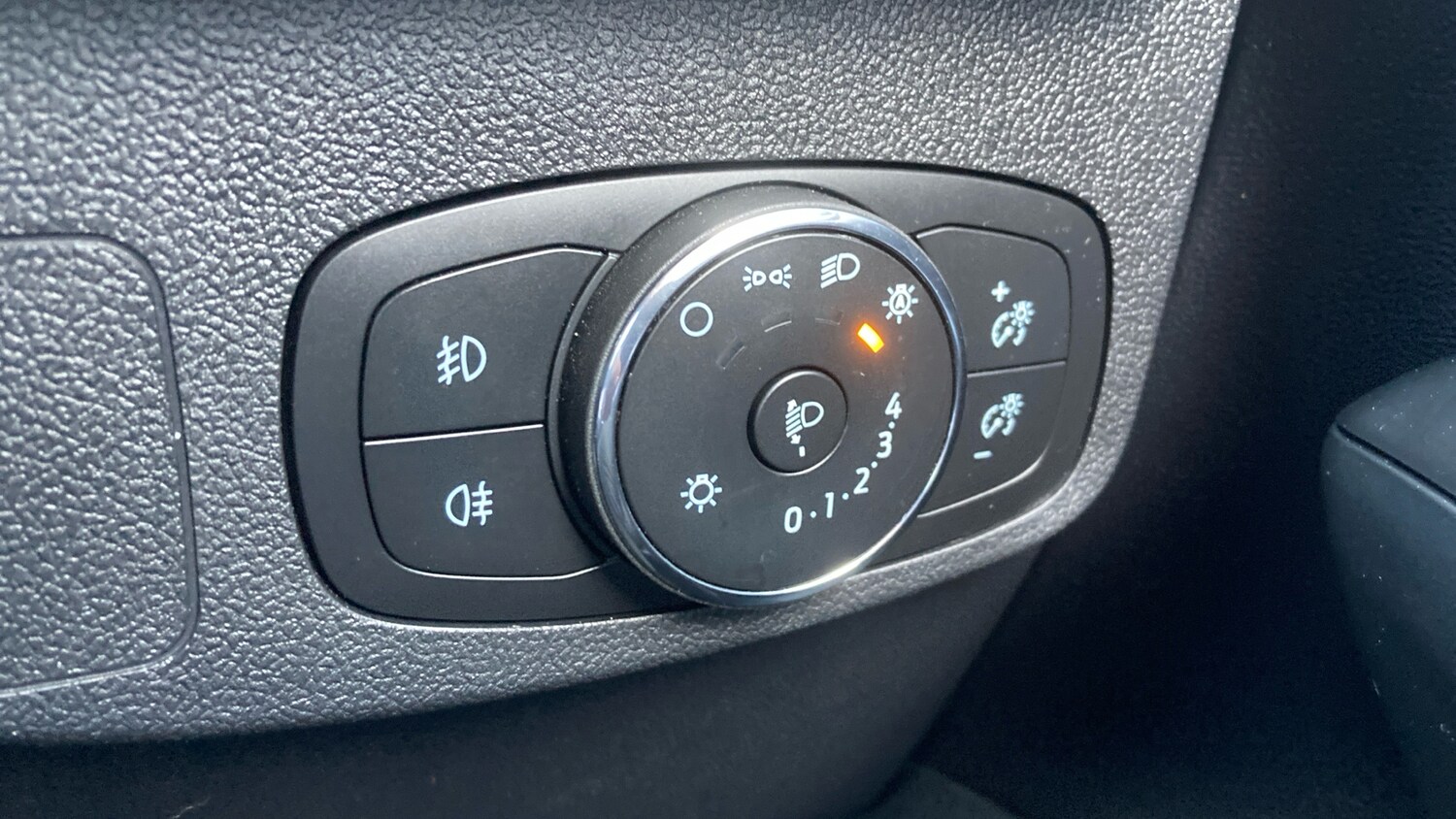 Used Ford Focus 2023 for sale - 77945339: Photo 22